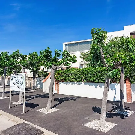 Apartamento Les Marines-4 By Interhome *